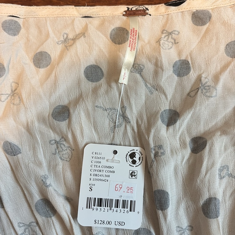 NWT buttercup Free People Top size small - Picture 5 of 8